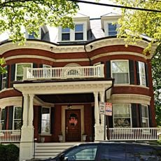 DeRosay-McNamee House