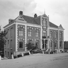 L. & N. Smit's Stichting