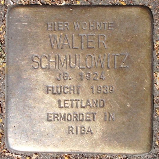 Stolperstein dedicated to Walter Schmulowitz