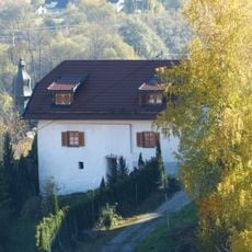 Überbaute Reste eines ehem. Wehrturmes