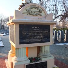 Pomník ruským důstojníkům zemřelým na zranění z bitev 1813 na Olšanských hřbitovech