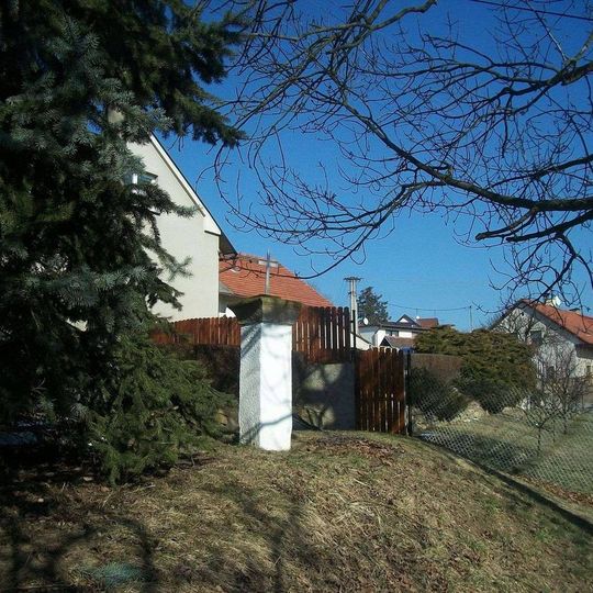 Kříž v Třemošné na svahu