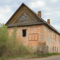 Каменное двухэтажное здание (Великий Новгород)