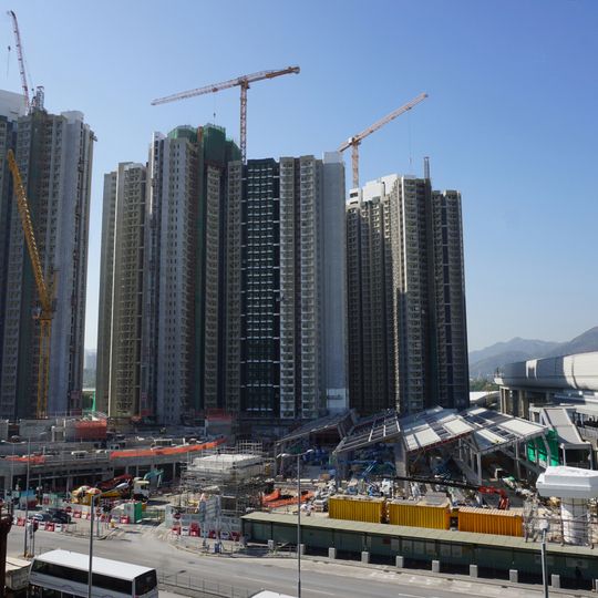 Ping Yan Court