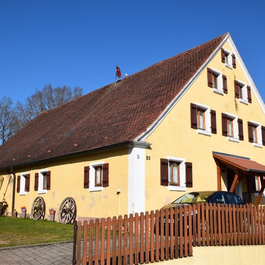 Wohnstallhaus, Biederbacher Weg 20