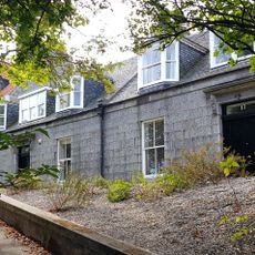 Spital, 15 And 17 Spital