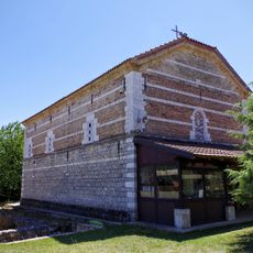 Црква „Сите Светители“ - Лешани