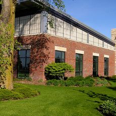 Lester Public Library