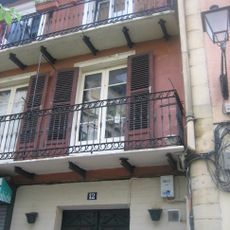 Kapitainenea 12 etxea