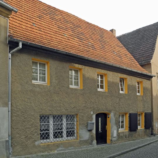 Wohnhaus in halboffener Bebauung Antonstraße 6