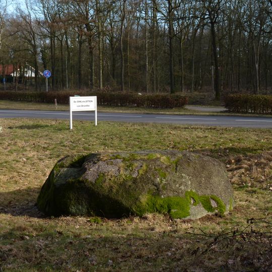 Steen van Noordbarge