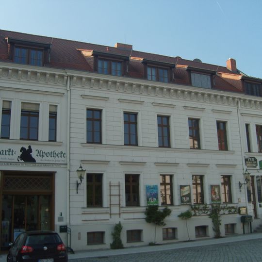 Wohnhaus in geschlossener Bebauung Markt 15