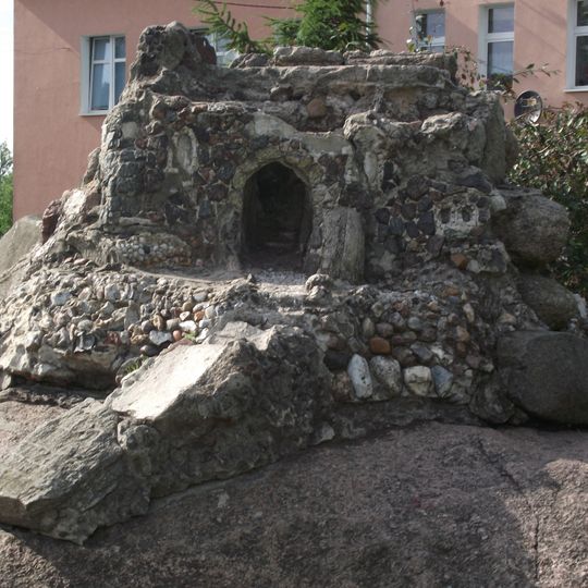 Glacial erratic on Wojska Polskiego street in Sulechów