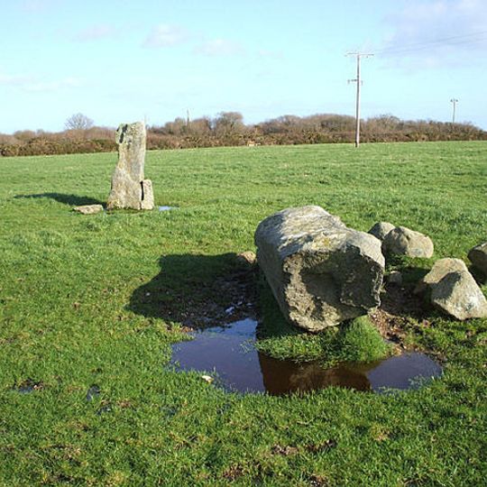 Two standing stones on Crousa Common, 890m WSW of Chywoone