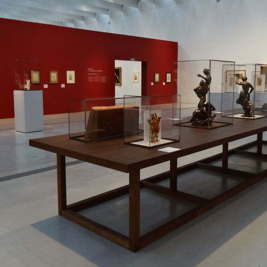 Louvre-Lens temporary exhibitions gallery