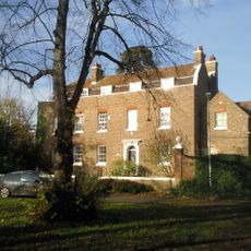 Burlington House  and Flanking Walls Of Burlington House
