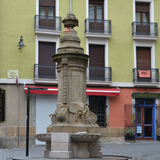 Fuente de la Navarrería