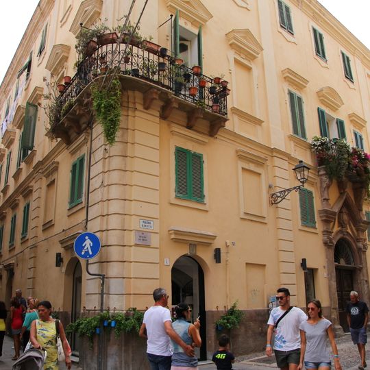 Palazzo Serra