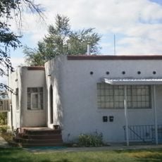 Alvin and Grace Washburn House