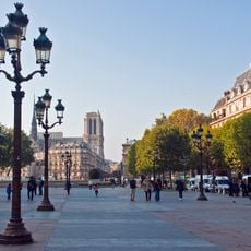 Place de l'Hôtel-de-Ville