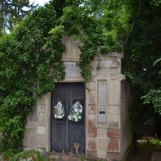 Cintorín sv. Rozálie, hrobka