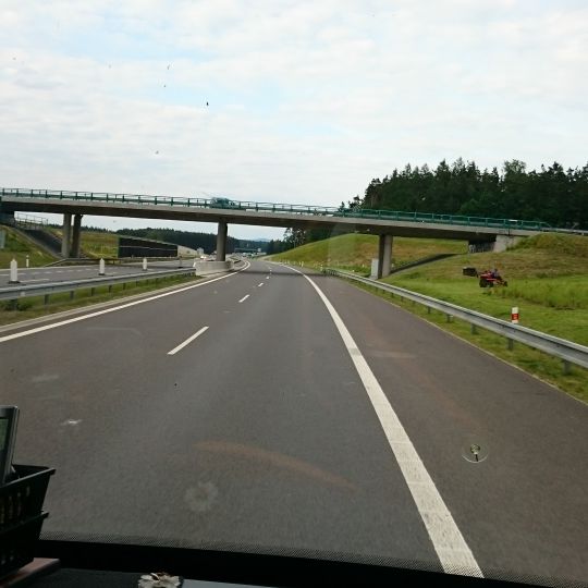 Most přes dálnici D3 na exitu 104 v Žíšově