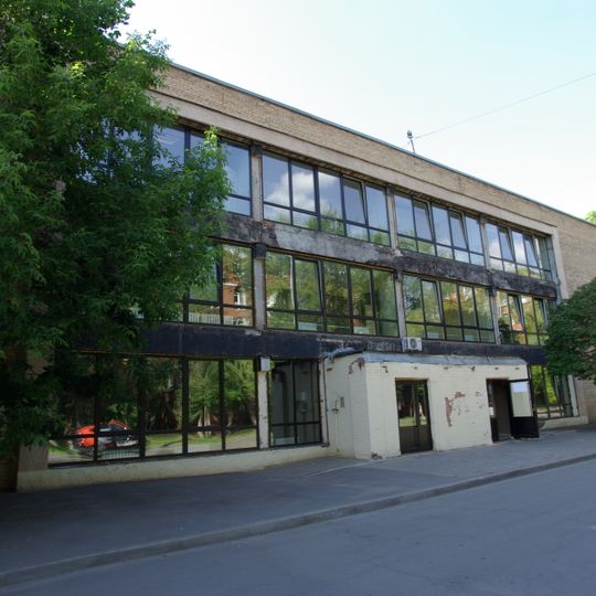 Krasnokazarmennaya Street 17B