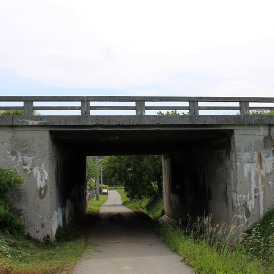 Highway bridge in Zástřizly