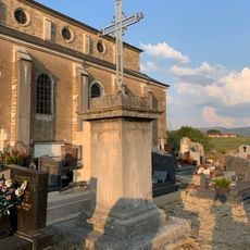 Cemetery cross of Bény