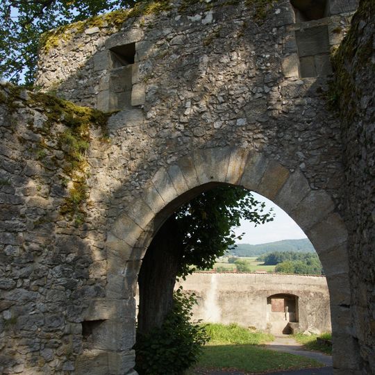 Burgbefestigung Burg Veldenstein; Burgstraße 12