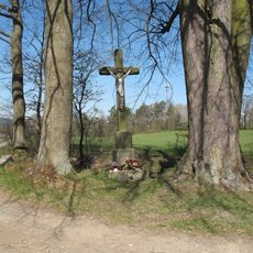 Kříž severně od Jezvin