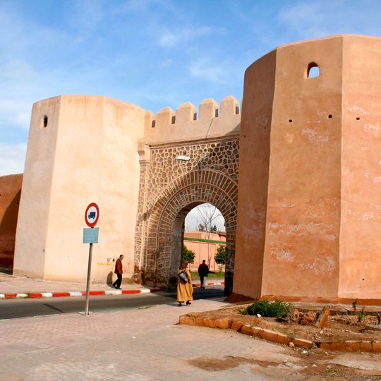 Bab Laarissa