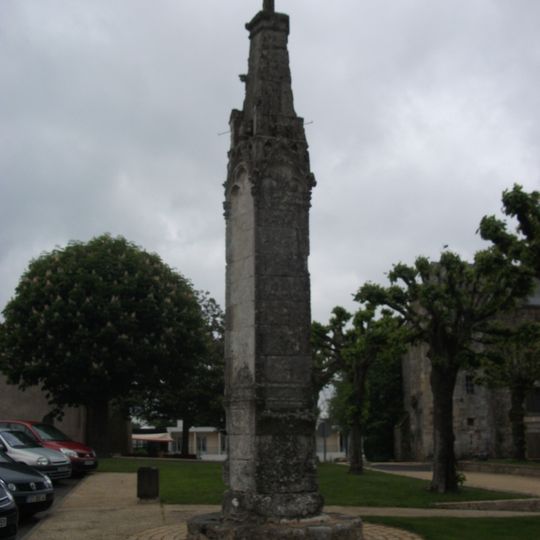 Croix hosannière de Ménigoute