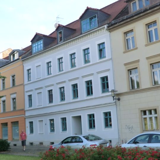 Wohnhaus in geschlossener Bebauung Brunnenstraße 10