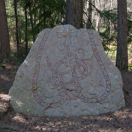 Piedra rúnica U 100