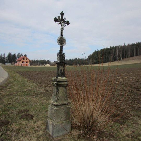 Kříž na západním okraji Horních Rápotic