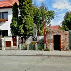 Pomník padlým v Dolních Jirčanech