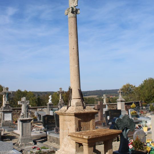 Croix de cimetière d'Heuilley-le-Grand