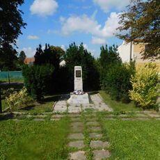 Pomník padlým v Horoušánkách