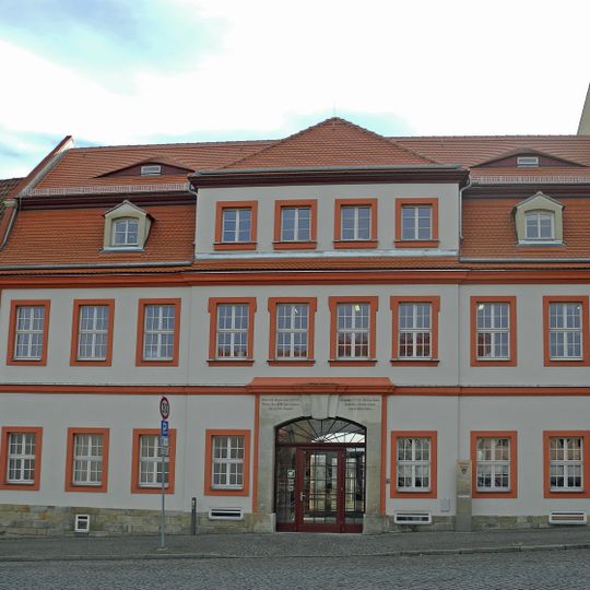 Wohnhaus in geschlossener Bebauung Am Markt 10