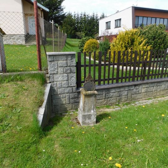 Kříž u domu č. 12 ve Stonařově