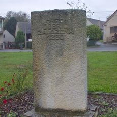 Památník v Dobříči