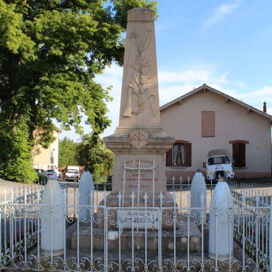 War memorial of Vescours