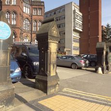 Boundary Wall And Railings To Leeds General Infirmary With Gate Piers And Gates