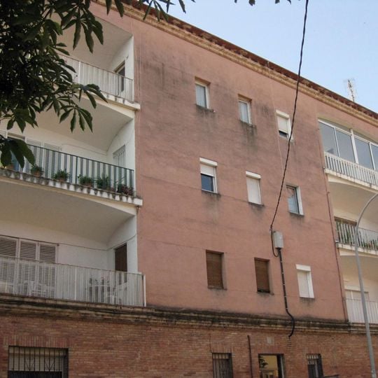 Grup d'habitatges Poeta Marquina