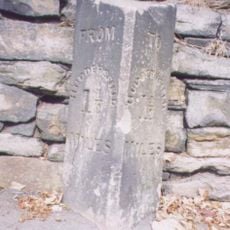 Milestone, Somerset Road, opp. Benomley Road, Almondbury