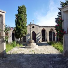 Fossar del Sant Crist de Montmaneu