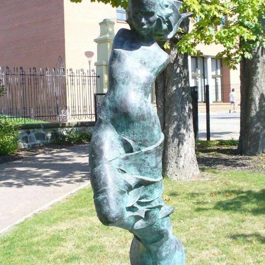 Alegorická socha řeky Orlice v zahradě u Městského muzea v Ústí nad Orlicí