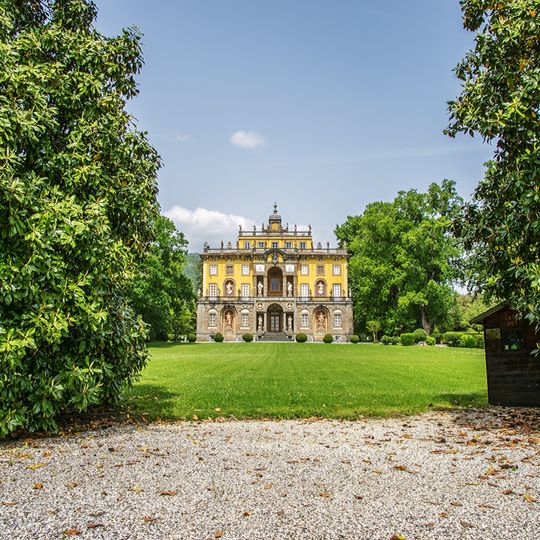 Villa delle quattro torri