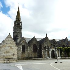 Pleyber-Christ Parish close